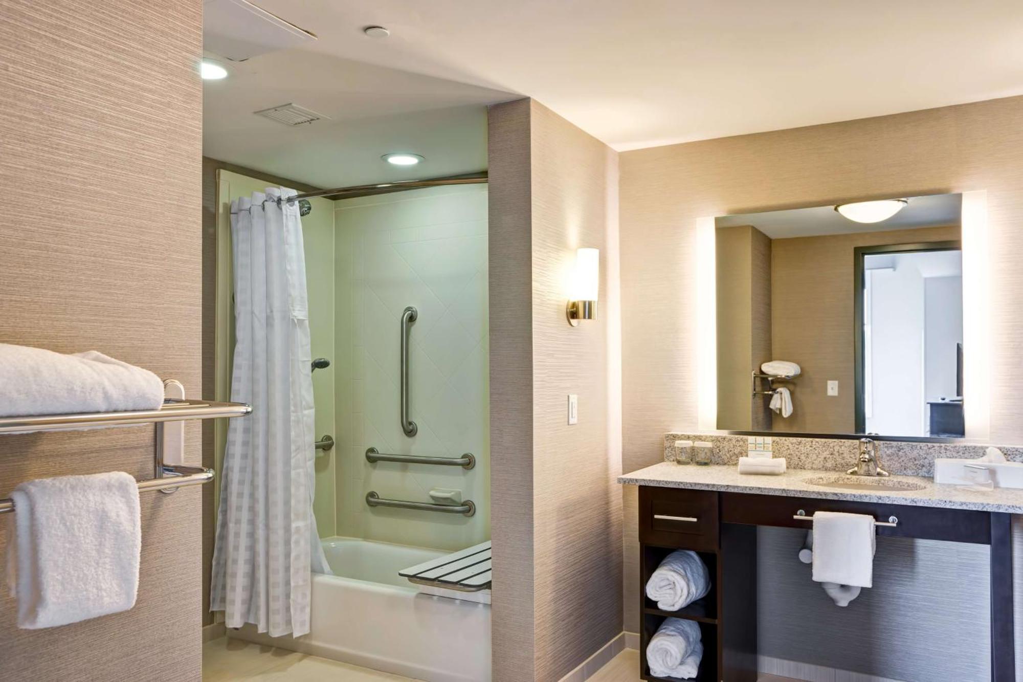 Homewood Suites By Hilton Кристиансбърг Екстериор снимка