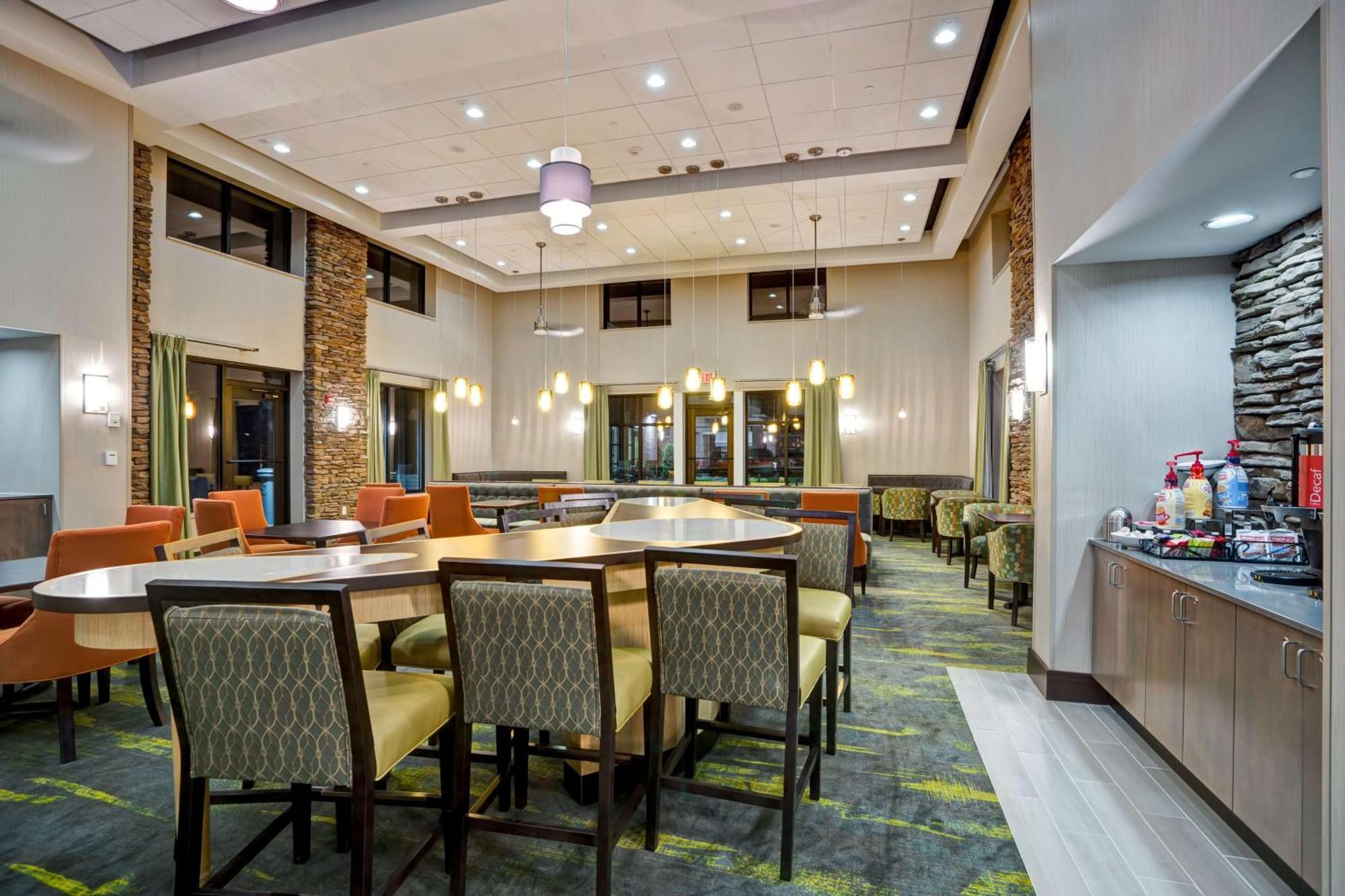 Homewood Suites By Hilton Кристиансбърг Екстериор снимка